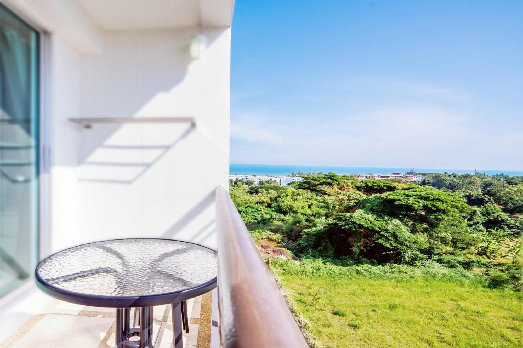 First Hua Hin - Happy Rent Apartment Luaran gambar
